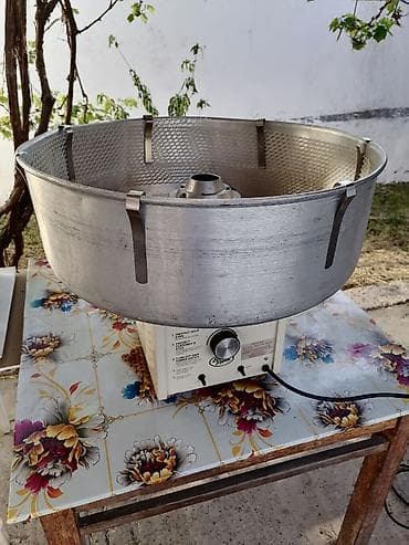 Pambıq şirniyyatı aparatı – elektriklə işləyən, peşəkar tip