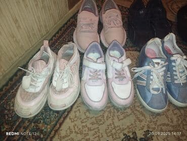 məktəb paltarı: Her biri 1 manat maksimum 10 ədəd alana bu qiymətə satılır çoxu təzədi — 6