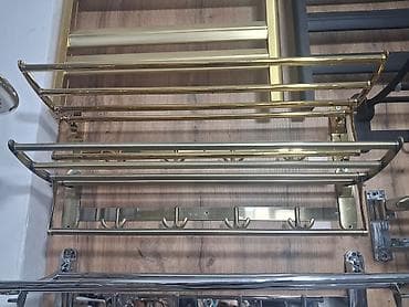 вешалка для бани: Divar üçün metal paltar asılqanı və rəf kombinasiyası - Material — 2