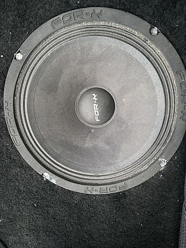 kolonkalar masin: Avtomobil üçün səs sistemi komplekti - Subwoofer: Soundmax markalı — 6