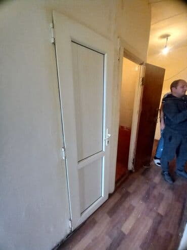 Bərkidici məhsullar: Hamam üçün İşlənmiş Plastik qapı 70x200 sm Çərçivə ilə, Zəmanətsiz, Ünvandan götürmə — 1