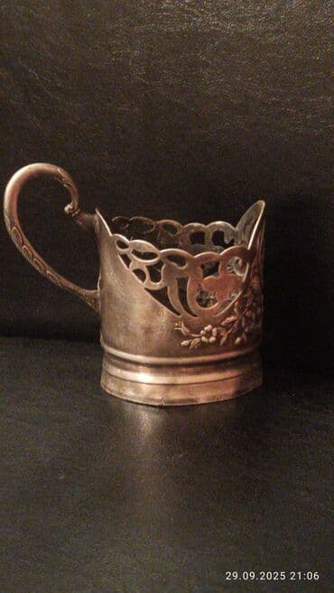 meyvəli: Məhsul: Metal fincanaltı (stəkan üçün tutacaq) Təsvir: - Klassik — 3