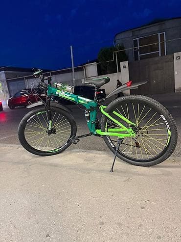 yeseved: Elektrik velosipedi – dağ/şosse hibrid tipli, yaşıl-qara rəng sxemi — 6