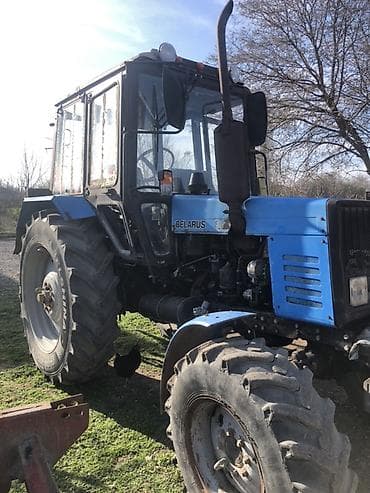 yük daşıma: Belarus MTZ traktoru Satılır tam saz vəziyyətdə+üstündə 1.95 otbiçən — 2