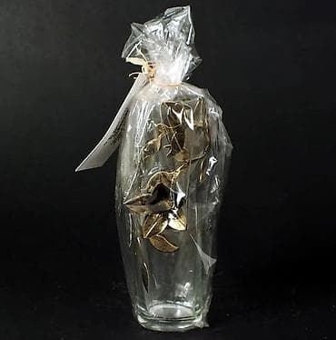 Çöl bitkiləri: Nazik minimal vaza 
8Marta ozel 12 yox 9 azn — 1