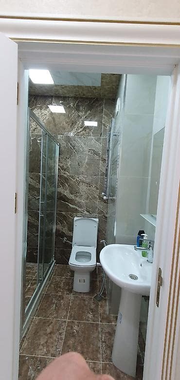 sumqayitda evler: Bulvar Kirsdal 3 . 475komendat daxil. vasitəçi haqqı 120m — 5