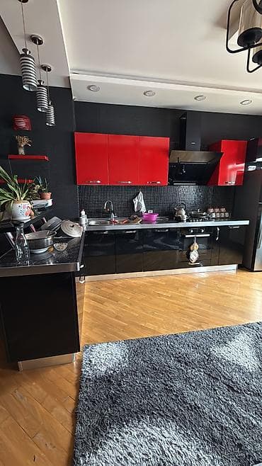 metbexd mebeli: Mətbəx mebeli satılır 480₼. Ölçü 3/2.5. Üzərində aspirator — 1