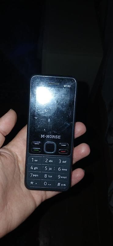 blackberry telefon: M-HORSE M150 düyməli mobil telefon Xüsusiyyətlər: - 2 SIM dəstəyi — 4