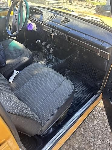 traktor satisi azerbaycanda: VAZ (LADA) 2101: 0.6 l | 1984 il 100000 km Sedan — 6