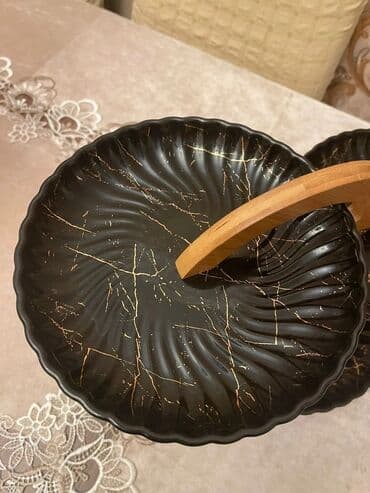 tort bisirmek ucun qablar: Tort və şiriniyyat qabı — 4