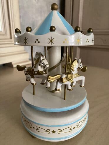 подарок любимому на новый год: Her biri yenidirseslidir, ayri ayriligda 15 azn endirim olar — 2