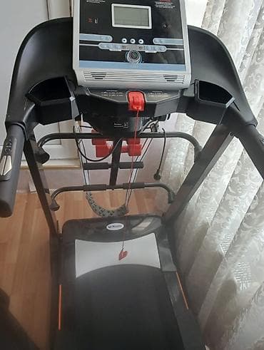 Qaçış trenajoru – çoxfunksiyalı - Elektron konsol: iri LCD ekran