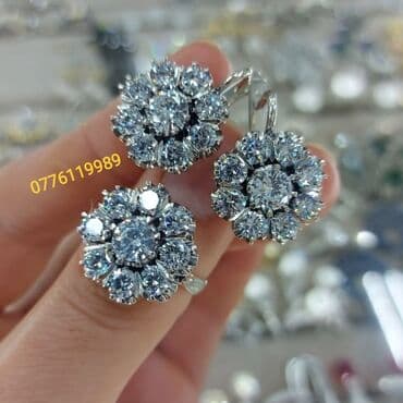 halqa sirqalar: В комплекте: Кольцо, Серьги, Серебро — 8