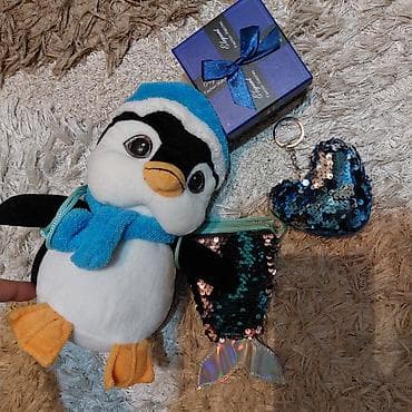 donlar toy: 8marta hediyyelik yumşag oyuncag brelok, ve kaşelyok var . 3 dest — 1