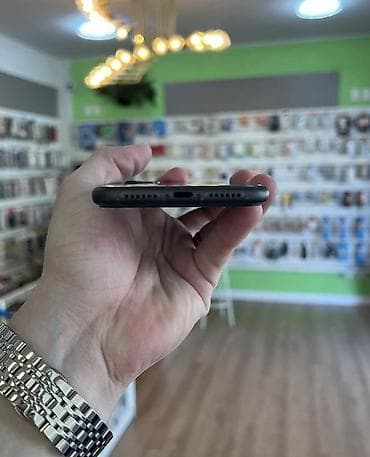 iphone 14 islenmis: IPhone 11, 128 GB, Qara, Face ID — 4