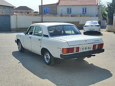 bmw 320 kupe: QAZ 3102 Volga: 2.4 l | 1992 il Sedan — 4