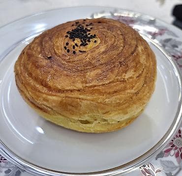 Мёд: Təsvir: - Qat-qat yağlı xəmir: əl ilə yoğrulan, dəfələrlə yayılıb — 4