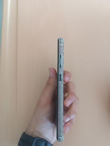 корпус пк: A32 64\4 arxasına vinil cəkilib problemi yoxdu — 3