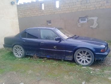 renault scenic 2007: BMW 7 series: 3 l | 1995 il Sedan — 3