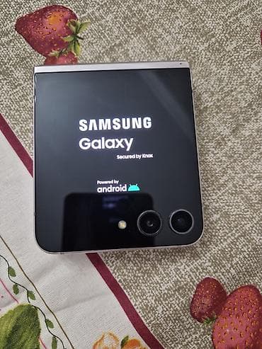1 terabayt telefon: Samsung Galaxy Z Flip 5, rəng - Bənövşəyi — 1