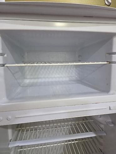 soyuducu 12 volt: 2 qapılı Indesit Soyuducu Satılır, rəng - Ağ — 2