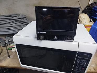 Avtomobil üçün multimedia/radio başlıq bloku - Universal 2-DIN tipli