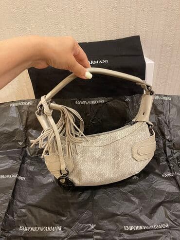 irshad telecom is saatlari: Çiyin çantası, Emporio Armani, Yeni — 4