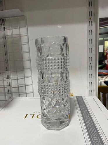 nar gülü: Bir vaza, Xrustal — 1