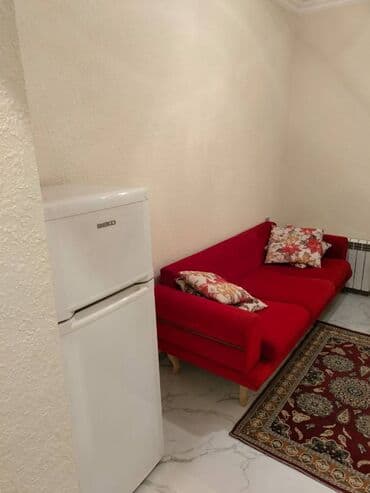 qaracuxurda ev: 50 kv. m, 2 otaqlı — 1