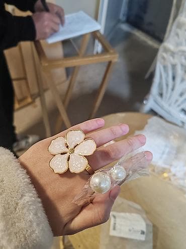 Tekstil: Tədbir dekoru və avadanlıqları paketi - 40 ədəd ağ rəngli, naxışlı — 6