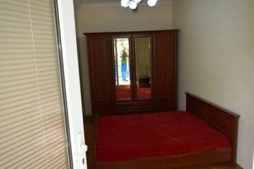 9 ci mikrorayon satilan evler: Bakı, 3 otaqlı, Köhnə tikili, m. 28 may, 90 kv. m — 5