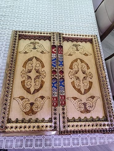 Нарды: Əl işı taxta nərd dəsti - Material: təbii ağacdan oyma naxışlarla — 1