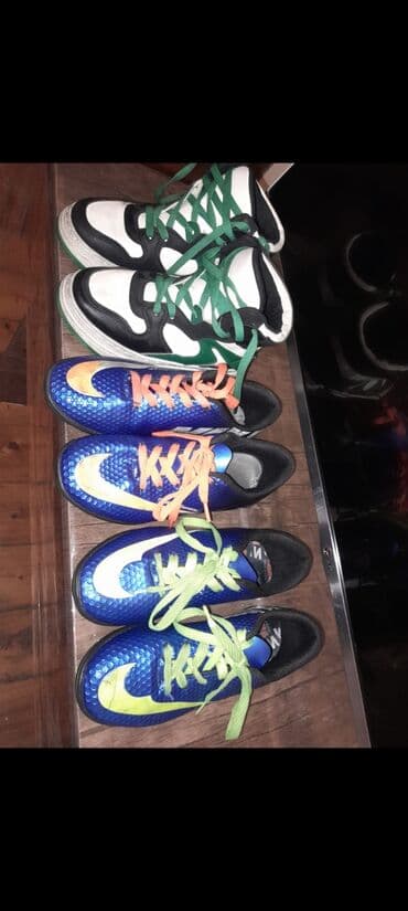 Maskalar, eynəklər: Butslar Nike — 5