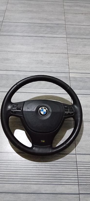 bmw açarı: BMW sükan çarxı – çoxfunksiyalı, dəri örtüklü - Orijinal BMW sükan — 1