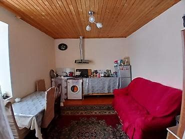 ismayilli ev satilir: Salam. ismayilli rayonu talistan kendinde heyet evi satilir 3 otaq 1 — 1