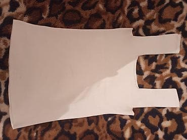 ag pencek: Ağ rəngli qadın crop top - Model: kvadrat kəsimli, qalın körpü — 2