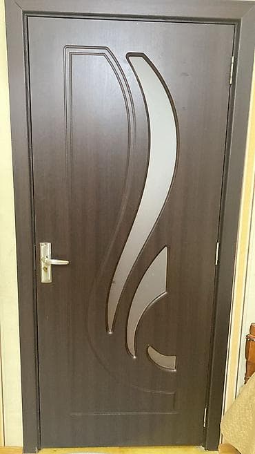 Kod3071z 3 eded otaq qapısı satılır Biri 70azn Son qiymətdir. Qapı