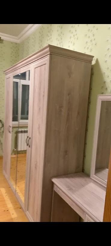 Mənzil kirayələyirəm: Köhne Yevlax avtovağzalının yani 5/1 mertebesi 2 otaqlı təmirli və — 10