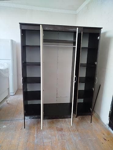 guzgu aləmi: 3 qapılı, Güzgülü, Qəhvəyi, Digər material, Açılan, Düz dolab — 3