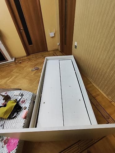 Ağ rəngdə tək nəfərlik çarpayı karkası - Ölçü: təxmini tək nəfərlik