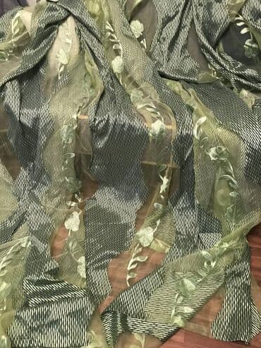 pərdə karniz: Продаются тюлевые занавеси салатового цвета на карниз 4 метра, высота — 1