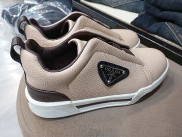 Ходунки: Geyim qız uşaq üçün razindedi6_8yaş arası ünvan Razin bakıxanov qiymət — 1