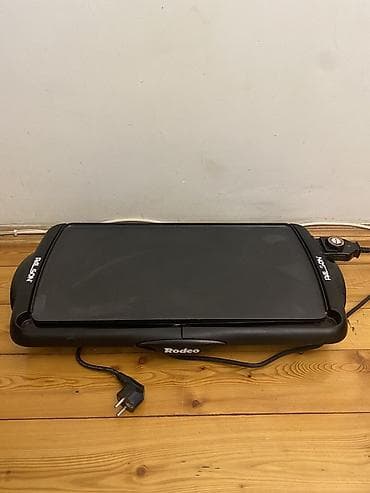 электрический гриль: Гриль цвет - Черный, Б/у, Самовывоз — 1