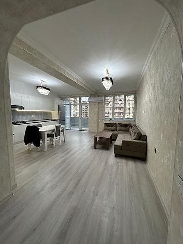 28 mayda kiraye evler 2022: .Xırdalan Şəhərində At Heykəli Surət Qatarı iaşə obyeltlərin yanı 12 — 1