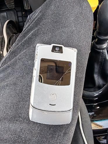 reqemsal kamera: Motorola rəng - Gümüşü, Düyməli — 3