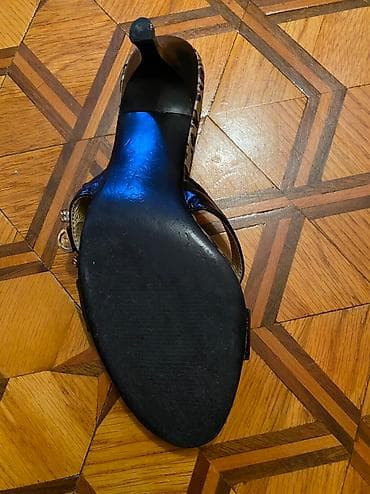 Uqqilər: Sabo, Ölçü: 37, rəng - Qara, İşlənmiş — 9