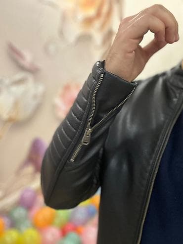 kurtka kiwi: Jack & Jones-Brendidir…Türkiyyədən alınıb, Bədən ölçüsü XS …Boyun — 4