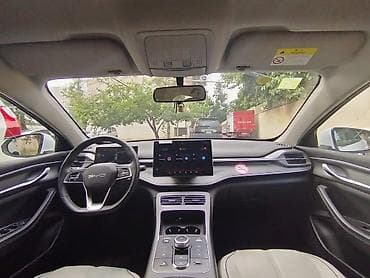 Avtomobil satışı: BYD Destroyer 05: 1.5 l | 2025 il 50000 km Sedan — 7