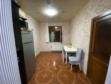 mkr: Bakı, 4-cü mikrorayon, 3 otaqlı, Köhnə tikili, m. Memar Əcəmi, 70 kv. m — 9