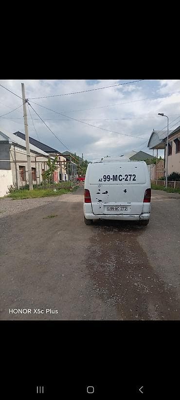 gazel kuzasi: Mercedes-Benz Vito: 2.2 l | 2001 il Van/Minivan — 4
